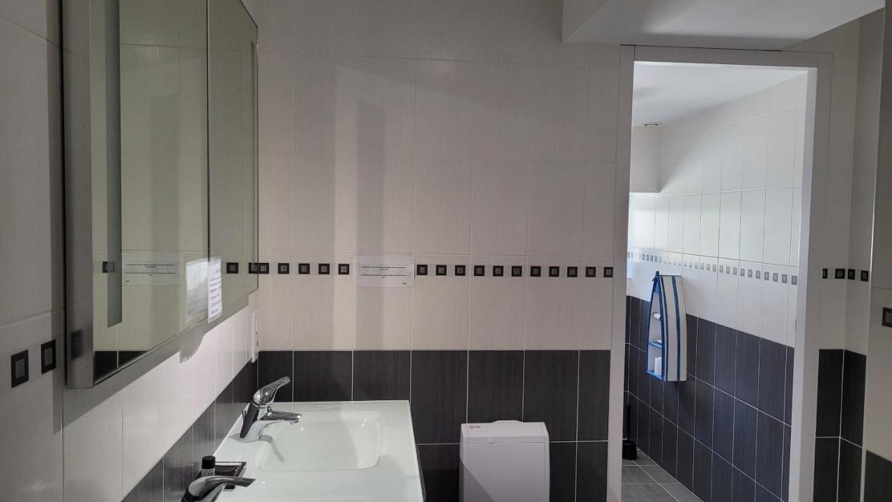 Hostel La Grange Saint-Jacques Bach Zewnętrze zdjęcie